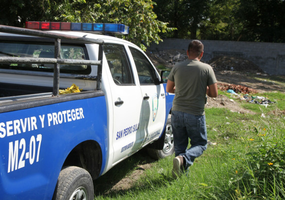 Hallan en bolsas el cadáver de un hombre