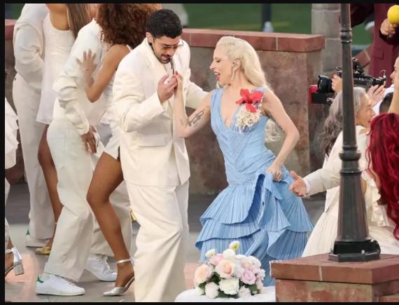 ¡Viva Bad Bunny: Periodista de ESPN rompe en llanto tras show en el Super Bowl LX