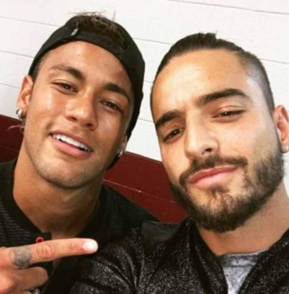 Neymar y Maluma eran buenos amigos y al final el brasileño terminó conquistando a la que fue su novia. Hoy son enemigos y al parecer el delantero no aprendió la lección.