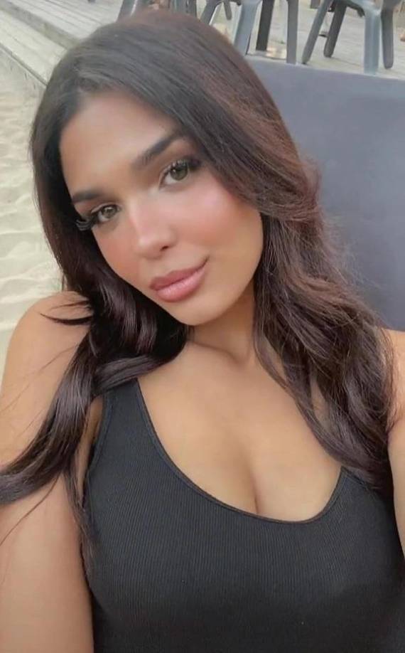 La víctima fue apuñalada más de 50 veces, y su rostro quedó irreconocible.