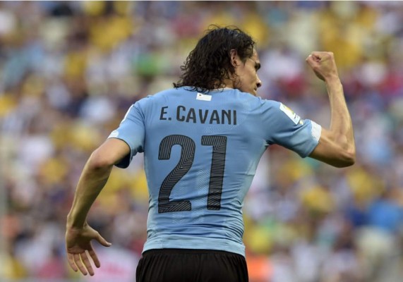 Costa Rica firma una gran remontada y sorprende a Uruguay