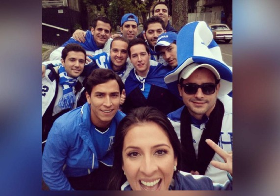 Famosas hondureñas sufrieron, pero siguen apoyando a Honduras