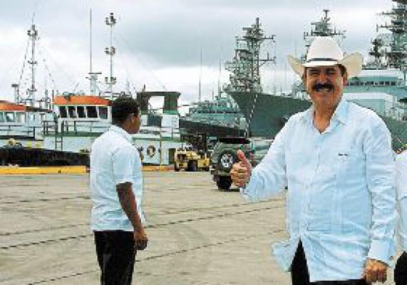 Fidel Castro invita a Mel Zelaya a cumbre