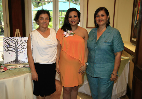 Adriah Gonzales Handal esta por nacer