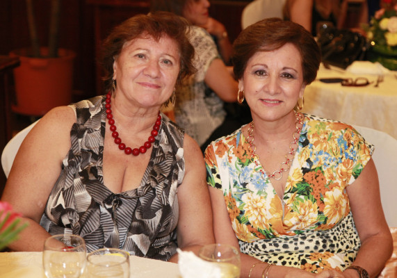 Festejo y acción de gracias en el IWC