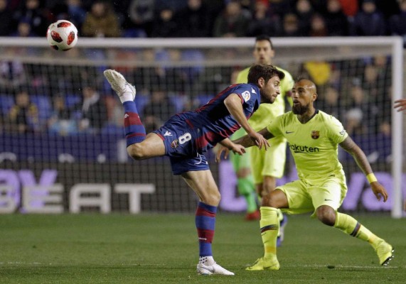 Barcelona cae ante Levante en la ida de octavos de final de Copa del Rey