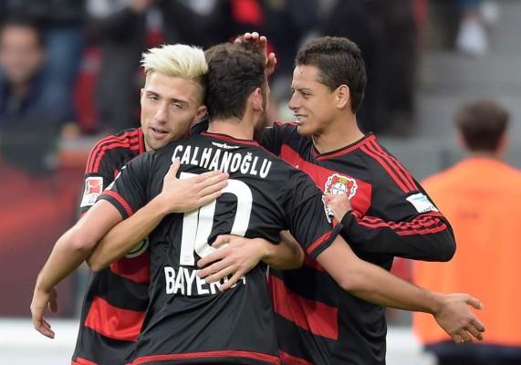 Chicharito anota y se lo dedica al pueblo mexicano