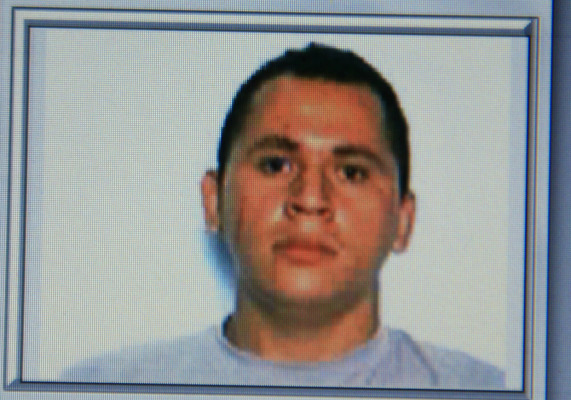 Muere acribillado dentro de una llantera