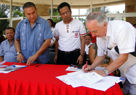 Demandan paz y cese a la violencia
