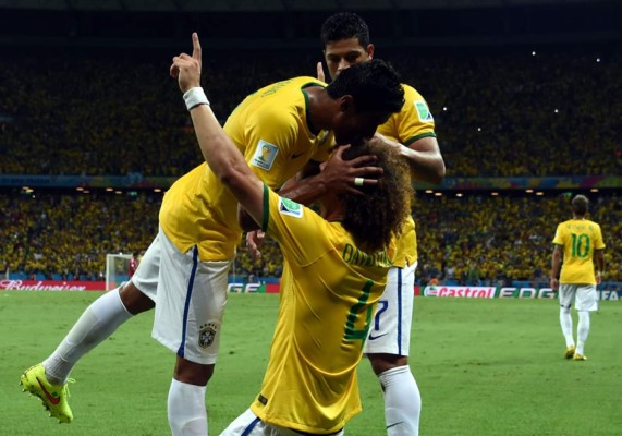 Brasil supera sufriendo a Colombia y está en semifinales del Mundial