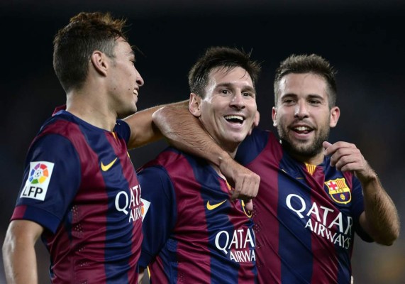 El viejo Messi lidera al nuevo Barcelona en el debut de la Liga