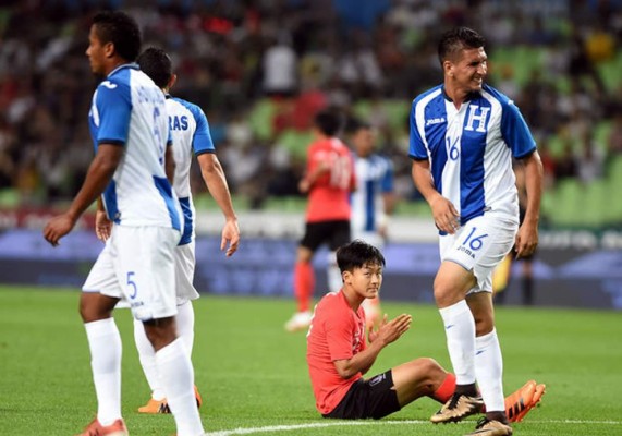 Selección de Honduras naufraga en amistoso contra Corea del Sur