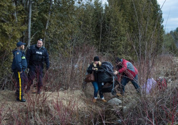 Canadá aumentará las deportaciones de inmigrantes ilegales