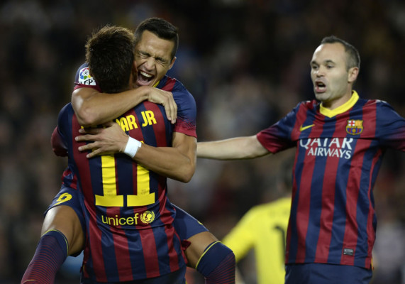 El Barça se lleva un flojo derbi catalán y consolida su liderato