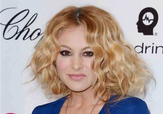 Piden detención de Paulina Rubio en España