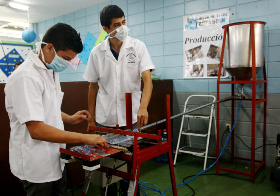 Innovación y talento en feria del Itee