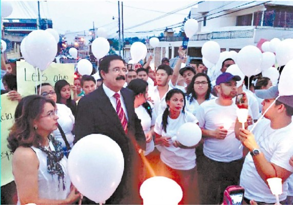 En Libre son capaces de incendiar el país: Anduray