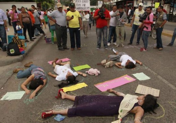 Honduras impide que mujeres tengan trabajos peligrosos: Banco Mundial   