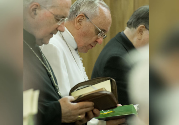 Francisco pide que recen por él en su primer año como pontífice