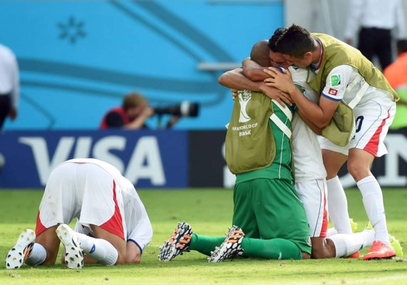 Costa Rica vuelve a lograr otra gran hañaza y se mete a octavos