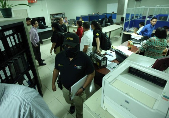 Fiscalía interviene la Enee por denuncias de cobros