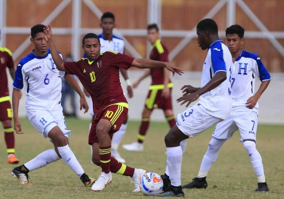 Honduras cae ante Venezuela y ahora peleará por el bronce