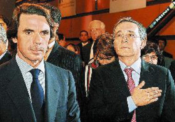 Aznar: 'Castro y Chávez buscan desestabilizar AL”