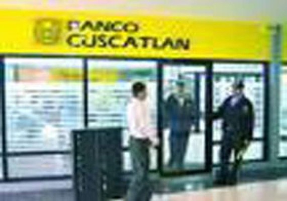 Directivos de Banco Cuscatlán acusados de estafa y fraude