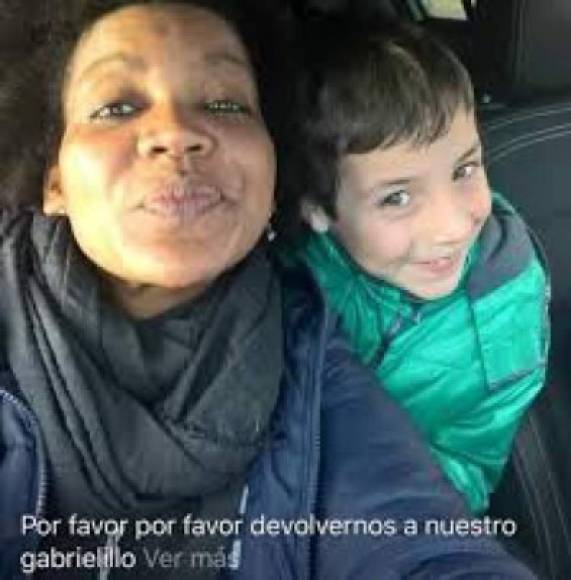 Mientras tanto, seguía actuando como la madrastra preocupada, participando en los operativos de búsqueda del pequeño, colgando fotos en Facebook junto al menor fallecido pidiendo que 'lo devolvieran'.