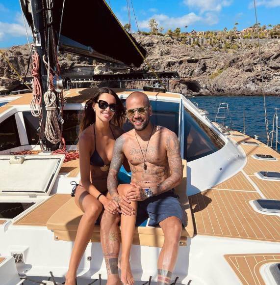 Esto debido a que los medios de comunicación lograron tomar captura a la carta que compartió Joana Sanz a través de sus redes sociales.