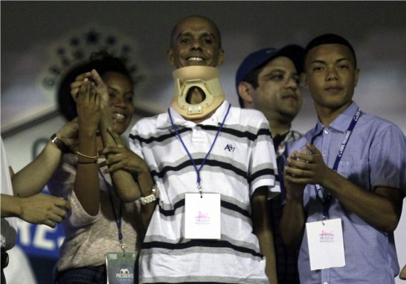 El gran gesto del Olimpia con Enrique Centeno Reneau