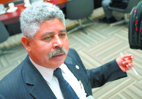 Marvin Ponce: Nasralla es 'ignorante”