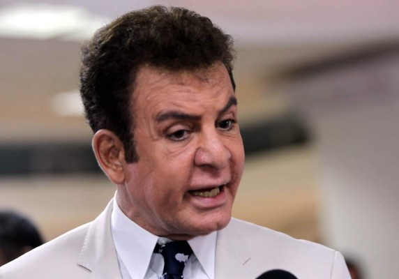 Nasralla vuelve a poner condiciones para empezar el Diálogo Nacional