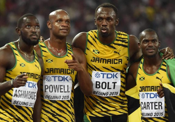 London (United Kingdom), 12/08/2017.- Jamaica's Usain Bolt falls after sustaining an injury during the men's 4x100m Relay final at the London 2017 IAAF World Championships in London, Britain, 12 August 2017. (Londres, Relevos 4x100, Mundial de Atletismo, 100 metros, Estados Unidos) EFE/EPA/SEAN DEMPSEY