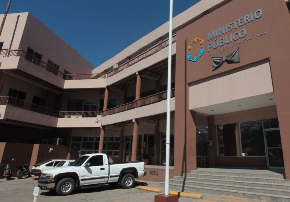 400 aspiran a ocupar una de 50 plazas en la Atic