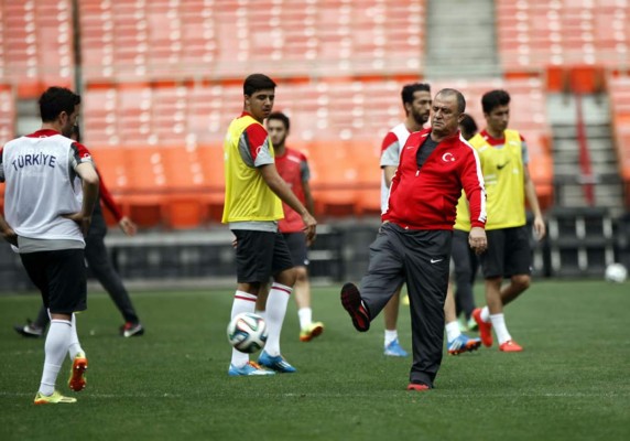 Fatih Terim: 'Honduras puede aumentar su nivel de cara al Mundial'