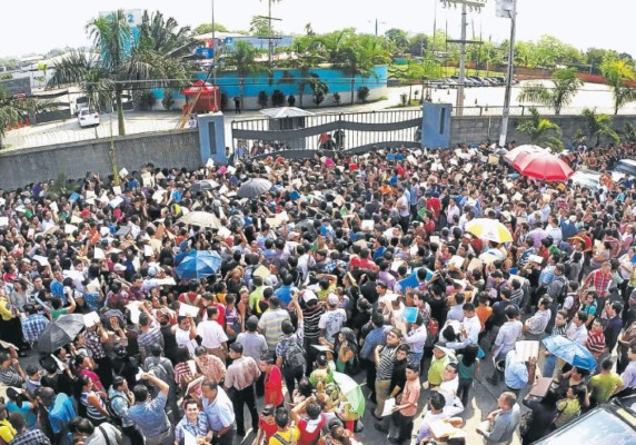 Durante dos semanas se concretarán 13,100 plazas de trabajo