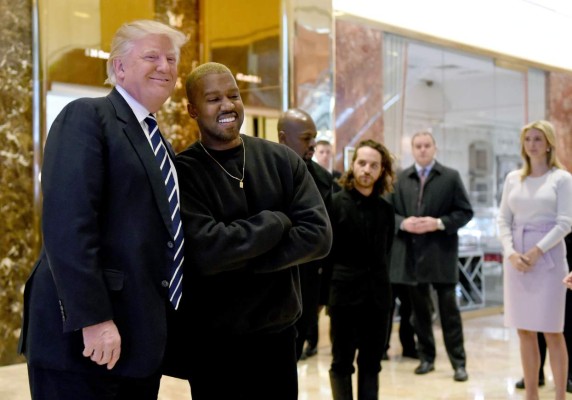 El rapero Kanye West se reúne con Trump para discutir 'la vida'