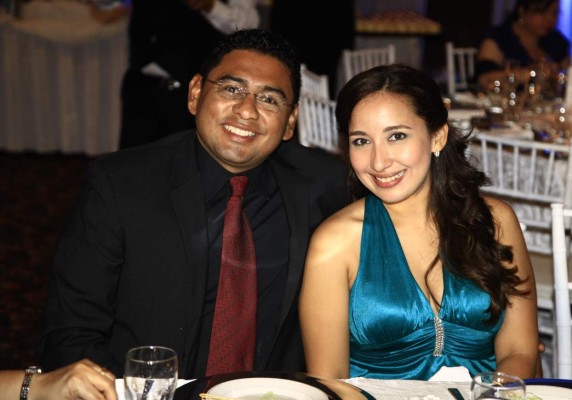 Boda Pérez Menjívar