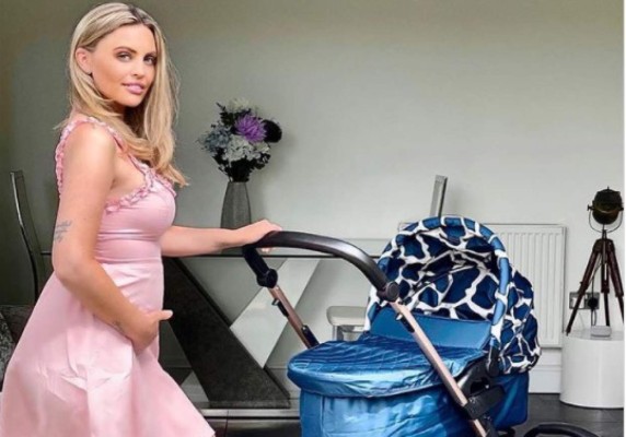 Modelo británica transmitirá en vivo su parto por OnlyFans