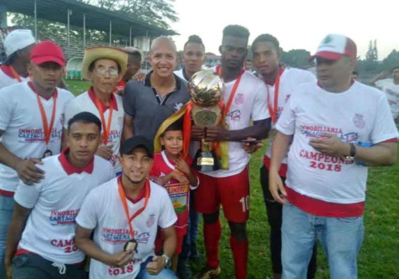 DT de Real Sociedad: 'Nunca dudamos en que íbamos a ser campeones”