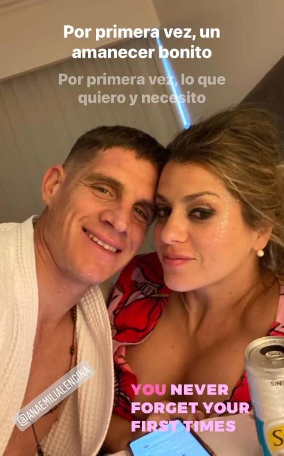 Un día después de la espectacular boda, tanto Rougier y Ana Lencina compartieron esta fotografía en sus redes sociales.