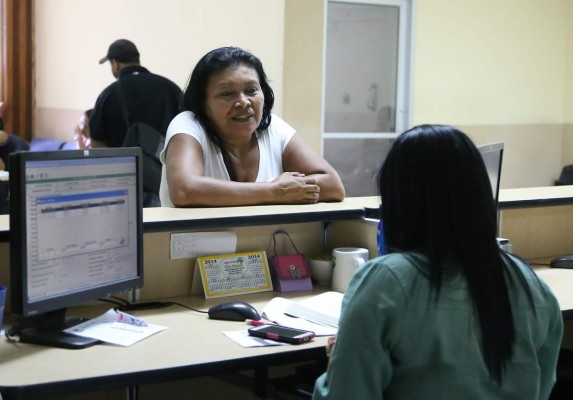 No hay papel para partidas de nacimiento en el RNP