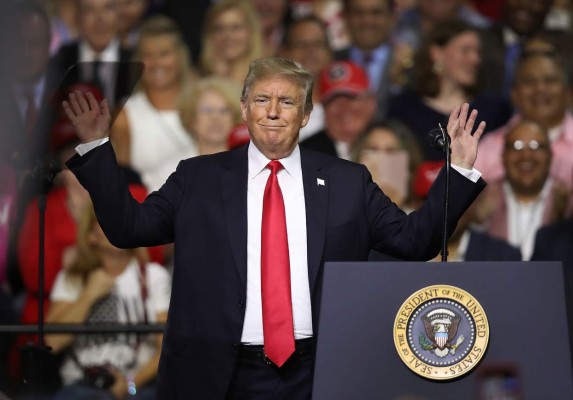 Trump pide a fiscal poner fin a investigación de trama rusa