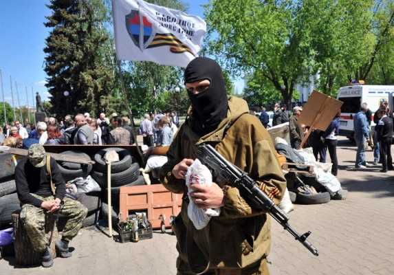 Tropas ucranianas matan a 30 prorrusos en Slaviansk