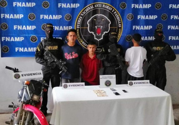 Capturan a cinco mareros acusados de extorsión