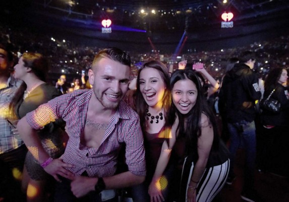 La fiesta latina de iHeartRadio