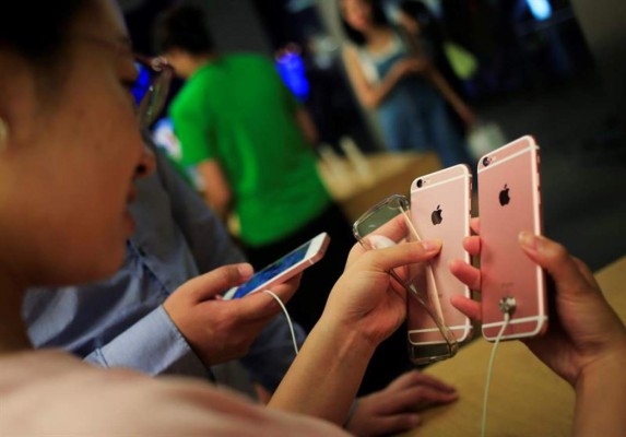 Apple apela fallo que impide vender iPhones en Pekín