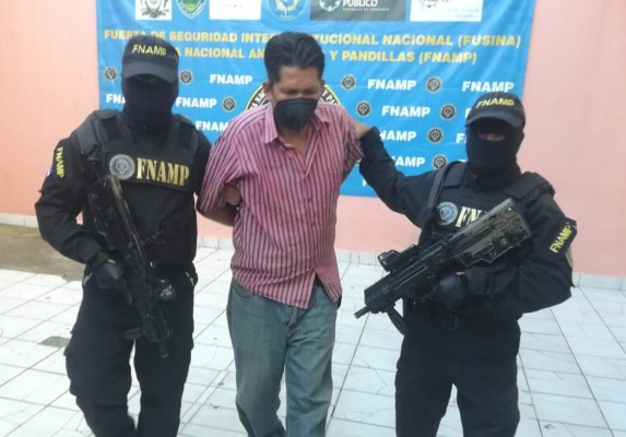 Por extorsión capturan a conductor de buses en Danlí