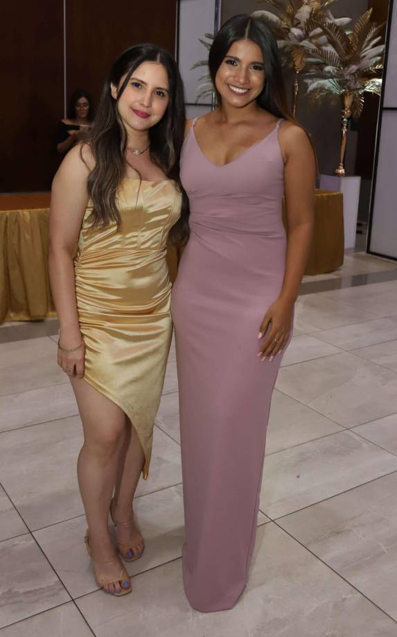 Sindy Alba e Itzel Quintanilla